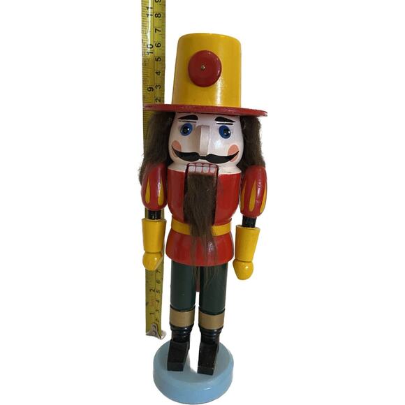 Nutcracker Santa’s Workbench 10.5 Inches - Picture 3 of 3